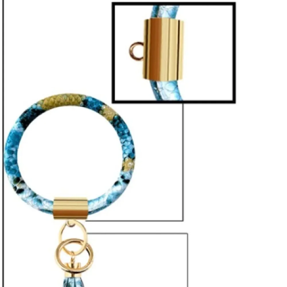 Blue snakeskin pattern key ring bracelet